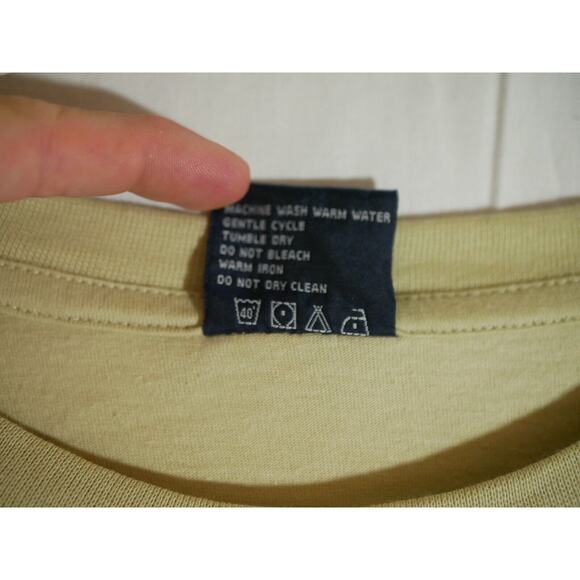 Davison's Of Bermuda T-shirt Men's XL Yellow Pirate Dive CO. Vintage - Picture 6 of 10